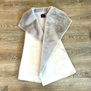 Stylish Vest - Women's